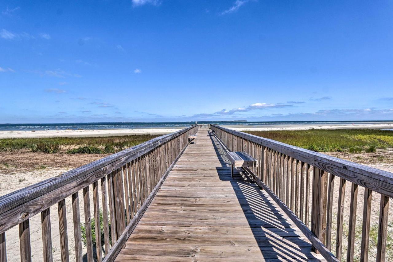Colorful Hilton Head Condo With Beach And Pool Access! ヒルトンヘッドアイランド エクステリア 写真