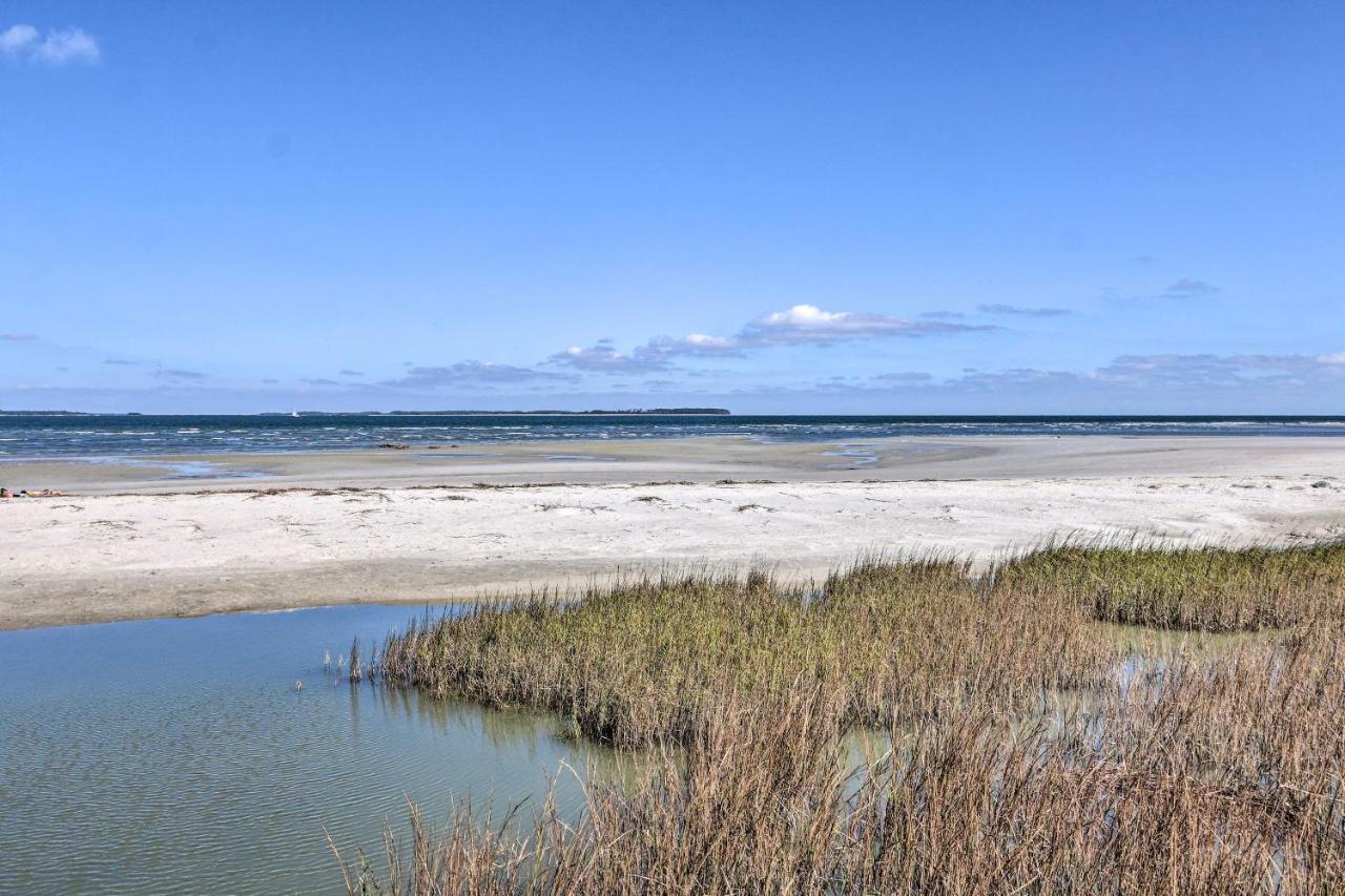 Colorful Hilton Head Condo With Beach And Pool Access! ヒルトンヘッドアイランド エクステリア 写真