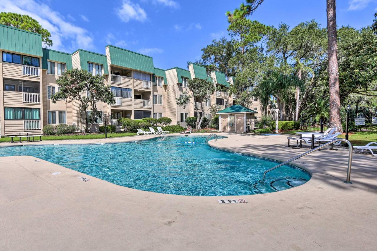 Colorful Hilton Head Condo With Beach And Pool Access! ヒルトンヘッドアイランド エクステリア 写真